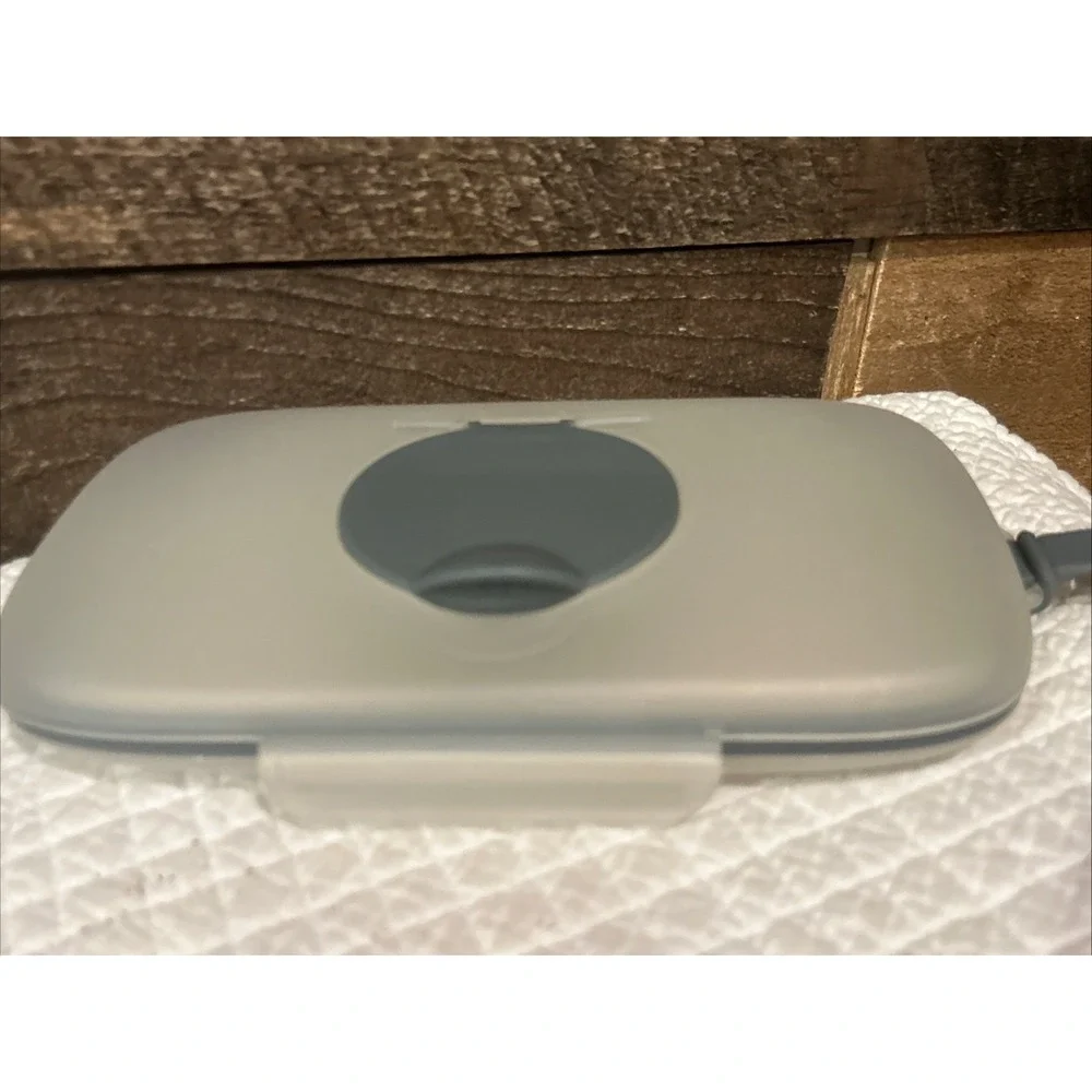 Baby Wipes Dispenser CASE Wet Storage Box Travel‎ Container Portable Holder